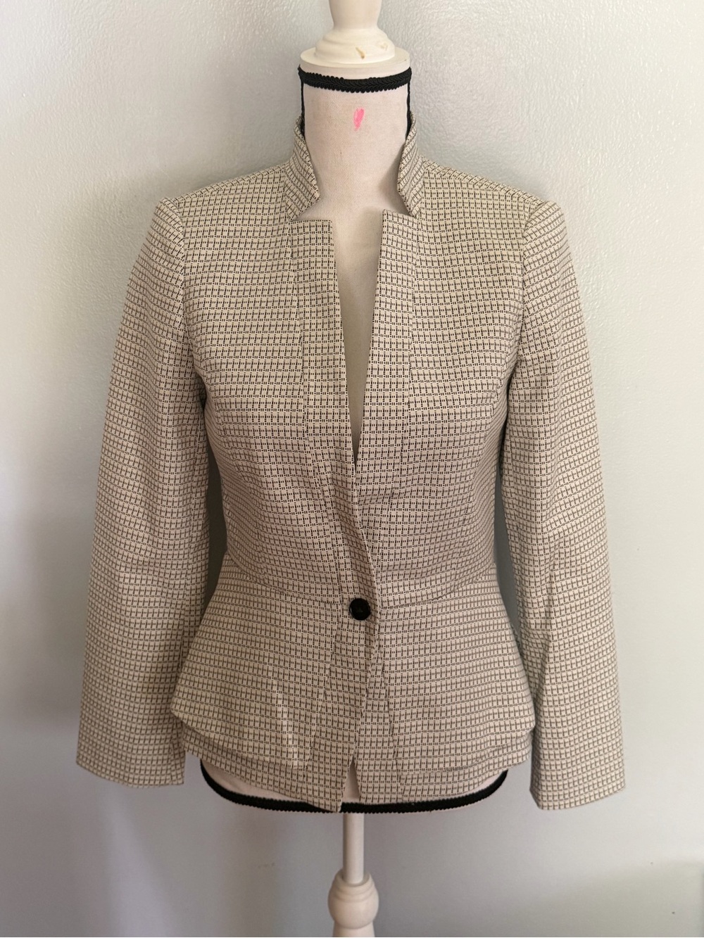 White House Black Market Cream Textured Single-Button Blazer